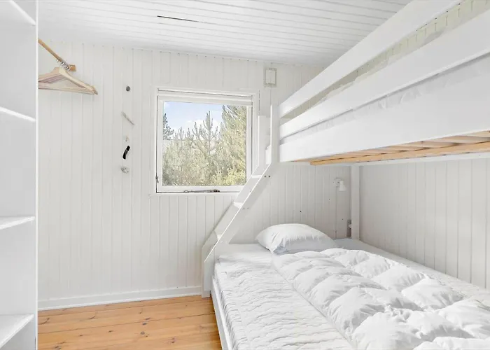 Bv145-vejers-strand-ornevej-30 * Vejers Strand